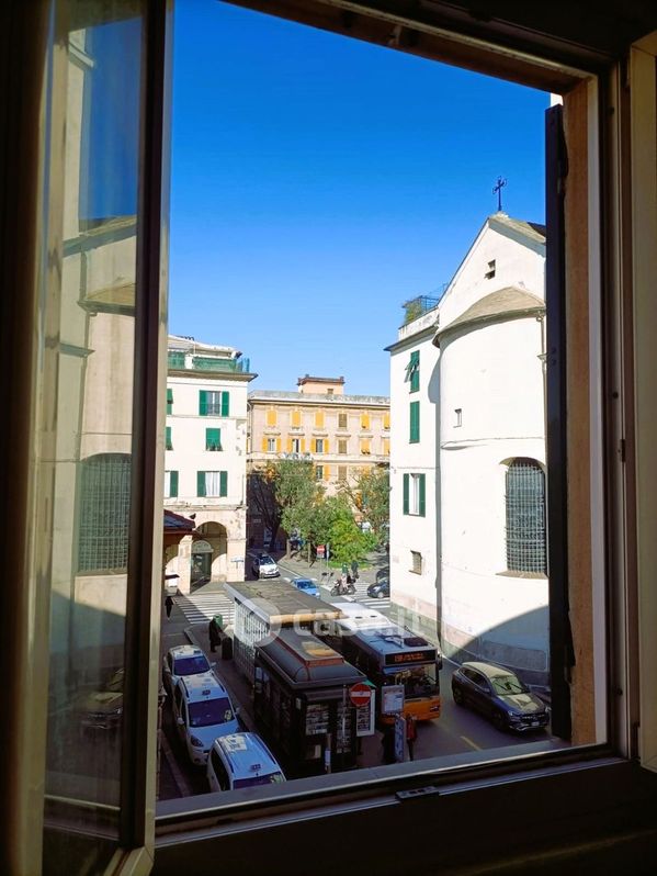 Appartamento in Vendita in Via Ciro Menotti 24 a Genova