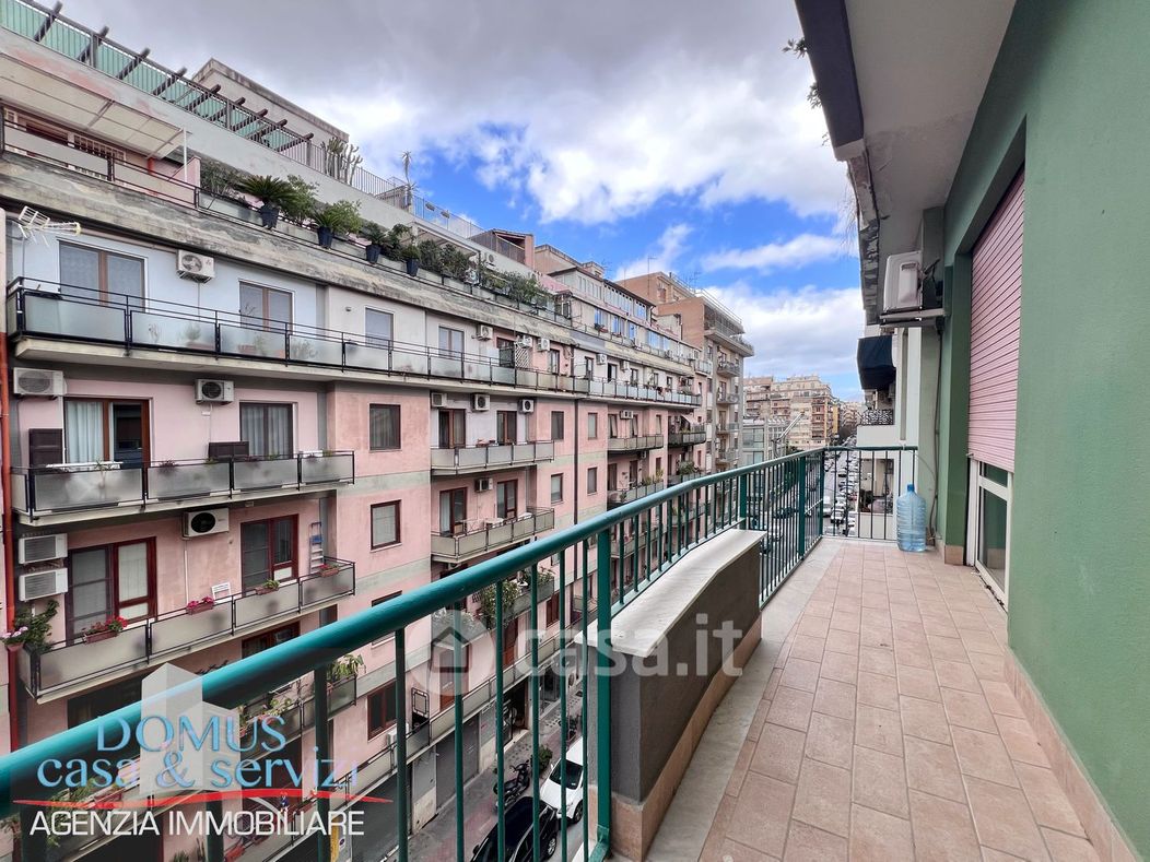 Appartamento in Affitto in Via Maggiore Pietro Toselli a Palermo