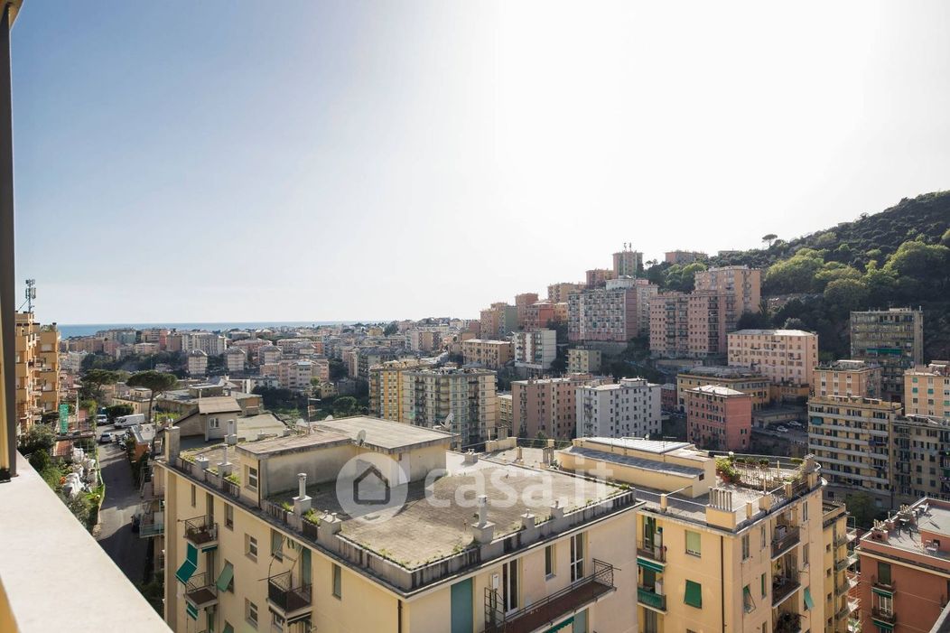Appartamento in Vendita in Via Antonio Cianciullo 14 a Genova
