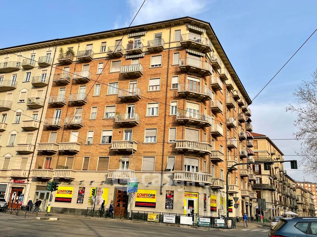 Appartamento in Vendita in Corso Giulio Cesare 60 a Torino