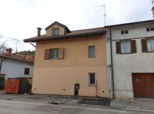 Appartamento in Vendita in Via IV Novembre a Gorizia