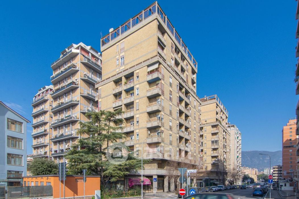 Appartamento in Vendita in Viale Filippo Turati 29 a Terni