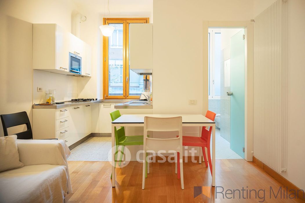 Appartamento in Affitto in Via San Fermo 1 a Milano