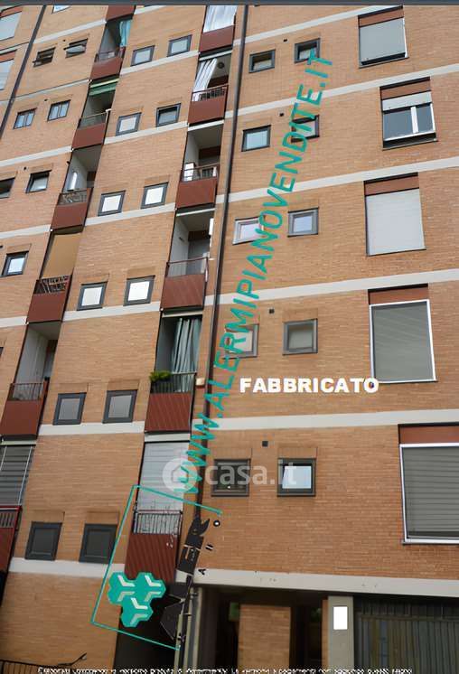 Appartamento in Vendita in Via Luigi Chiarelli 8 a Milano
