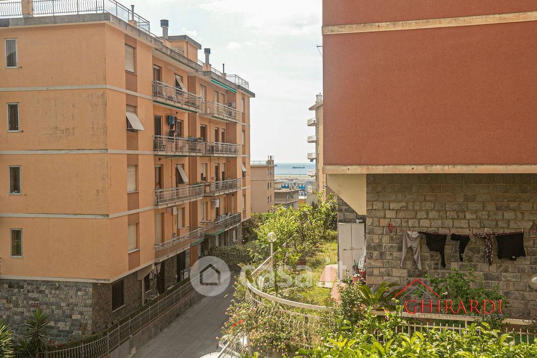 Appartamento in Vendita in Salita Cataldi 24 a Genova