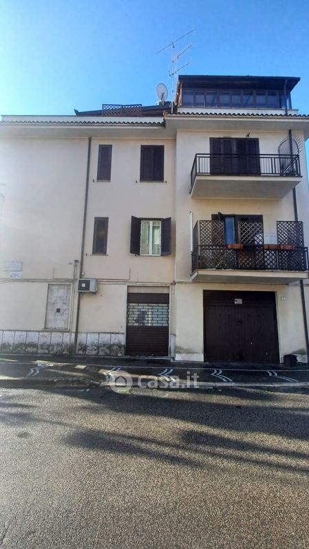 Appartamento in Vendita in Via Maria De Mattias a Frosinone