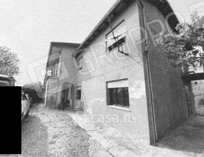 Casa Bi/Trifamiliare in Vendita in Via Accoppè 11 a Pianiga