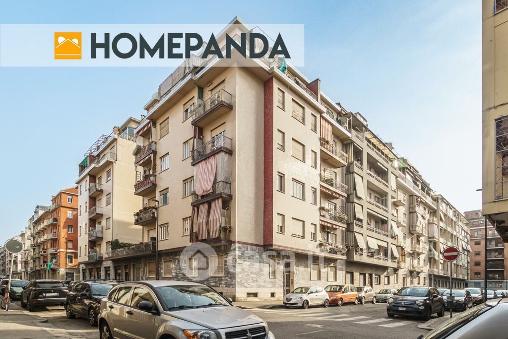Appartamento in Vendita in Via Monte Valderoa 1 a Torino