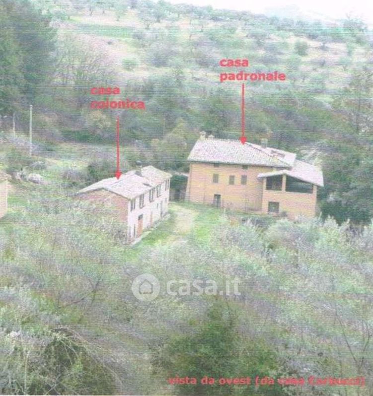 Casa indipendente in Vendita in Via delle Ghiande a Perugia
