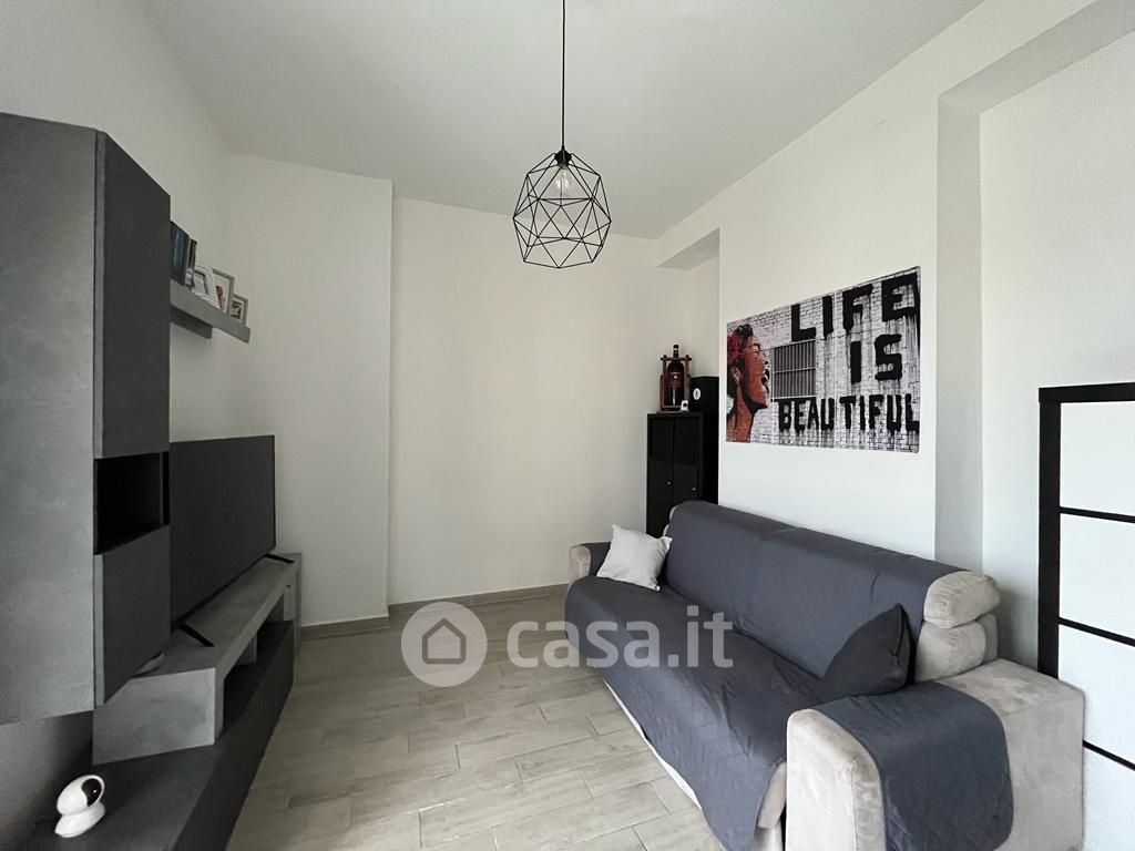 Appartamento in Vendita in Via Gallarate a Milano