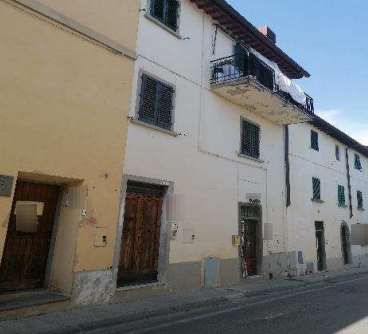 Appartamento in Vendita in Via per Treggiaia a San Casciano in Val di Pesa