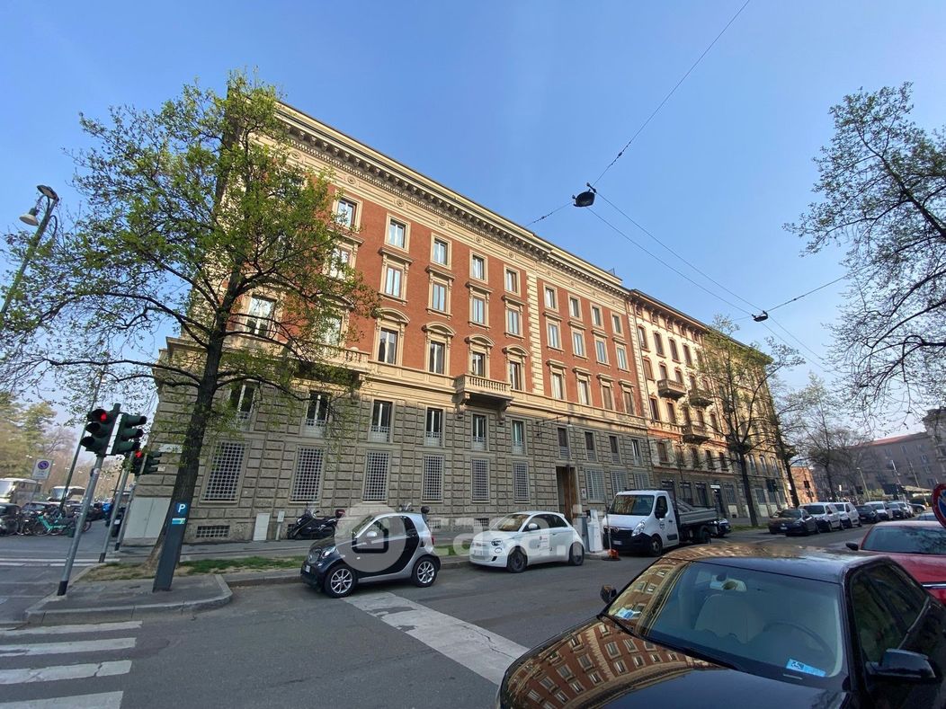 Ufficio in Affitto in Piazza Castello 22 a Milano