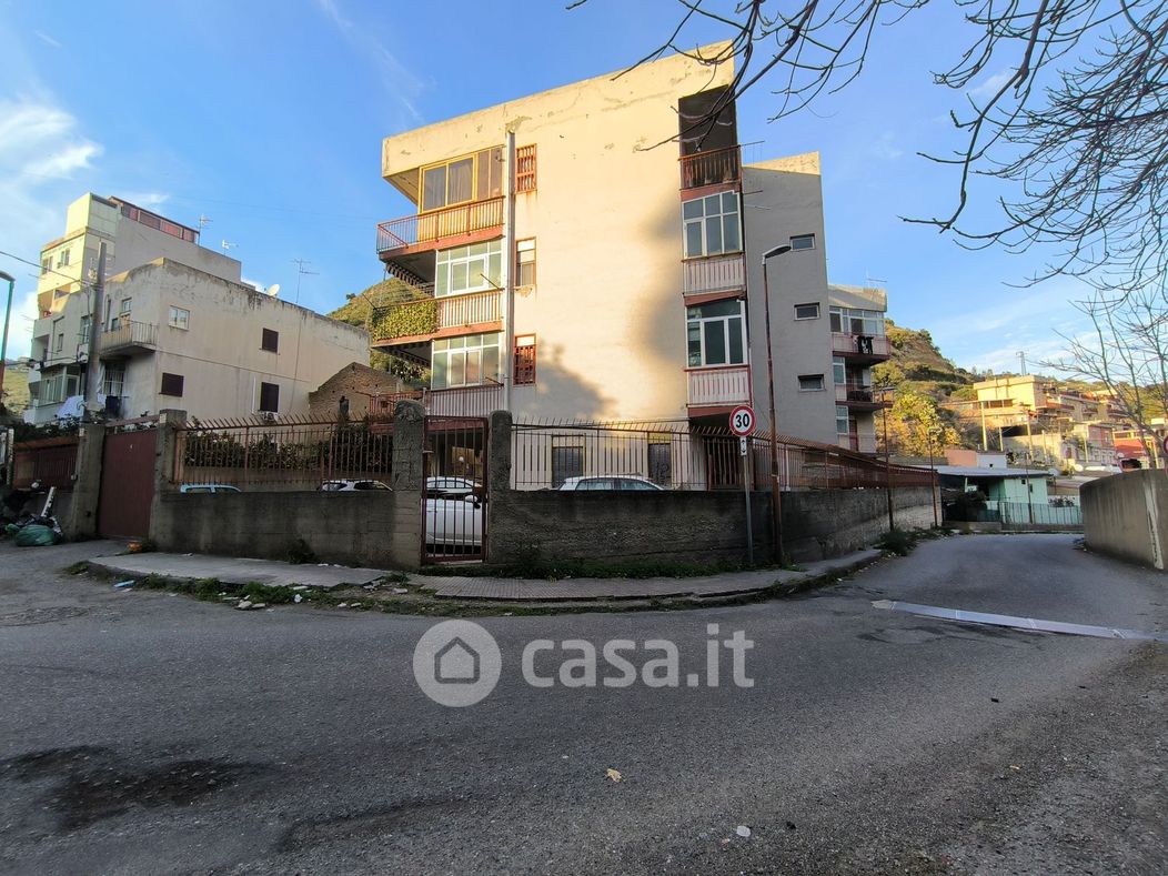 Appartamento in Vendita in Via San salvatorello a Messina