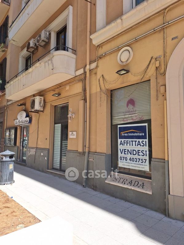 Negozio/Locale commerciale in Affitto in Via Dante Alighieri 65 a Cagliari