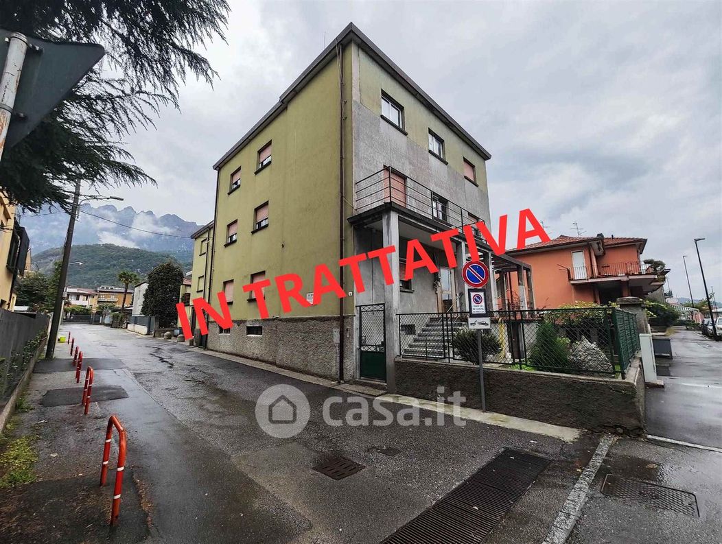 Appartamento in Vendita in Via Bronzetti 4 a Lecco