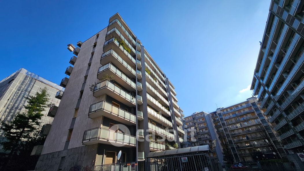 Appartamento in Vendita in Via Adeodato Ressi 11 a Milano