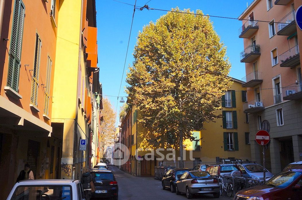 Appartamento in Vendita in Via San Carlo a Bologna