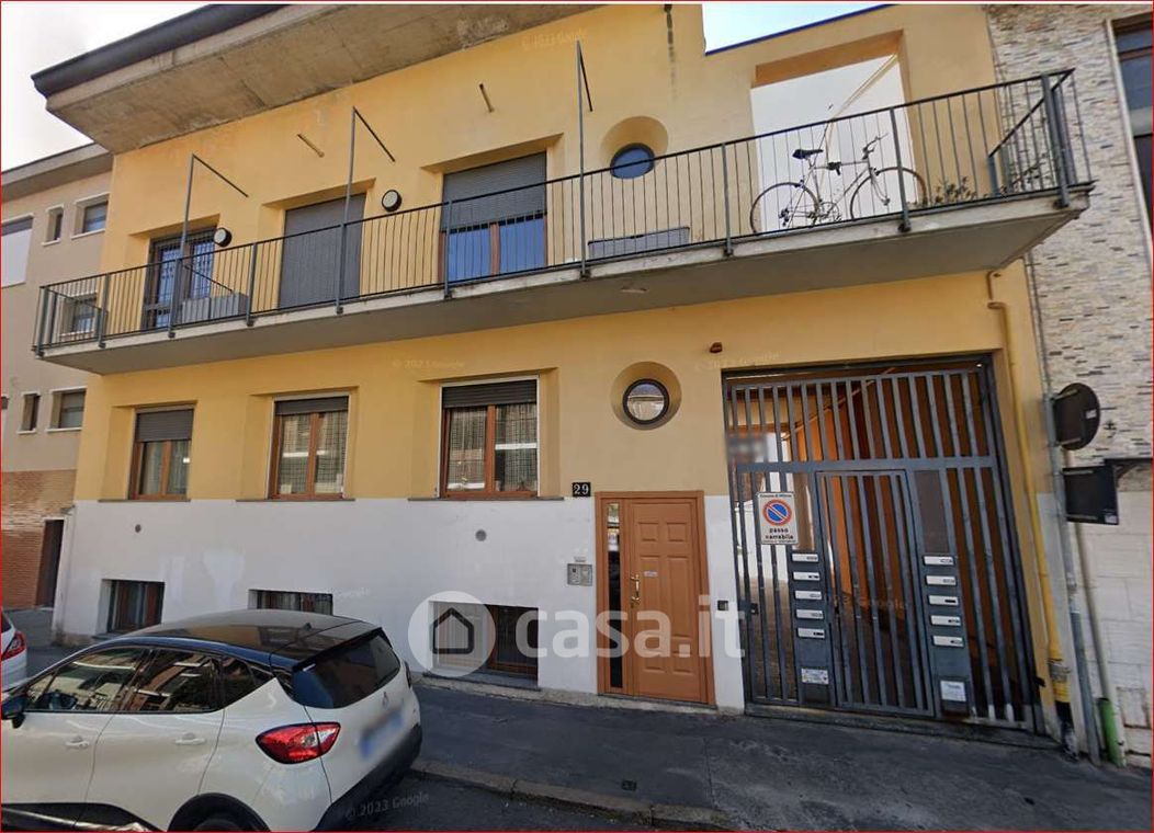 Appartamento in Vendita in Via Belluno 20 -24 a Milano