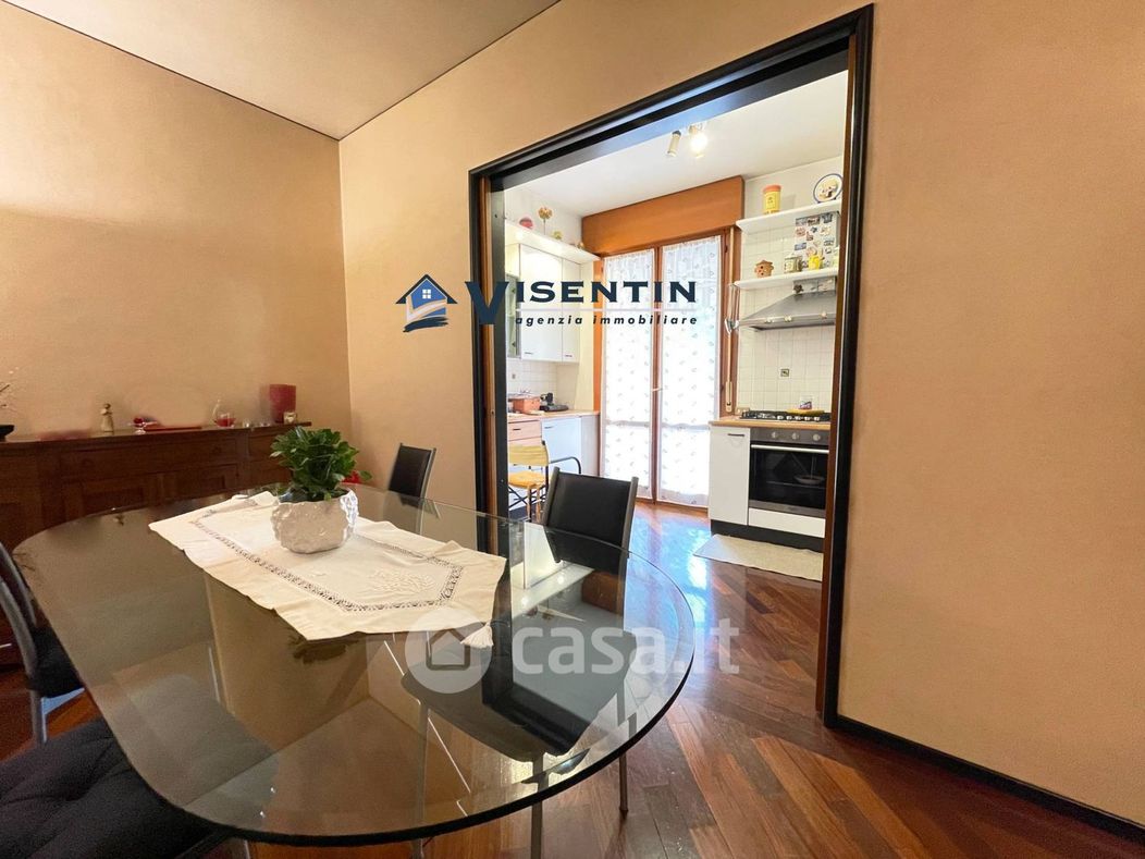 Appartamento in Vendita in Via Sant'Artemio a Treviso
