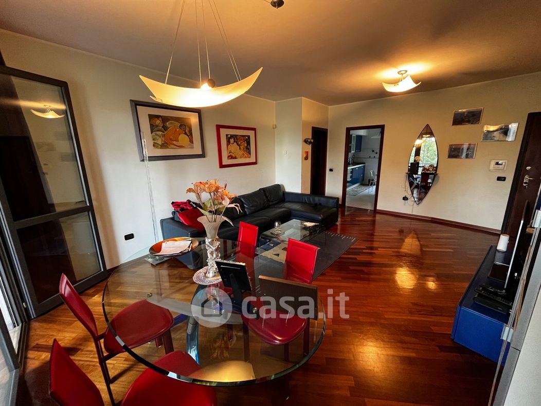 Appartamento in Vendita in Via Pietro Giardini 422 a Modena