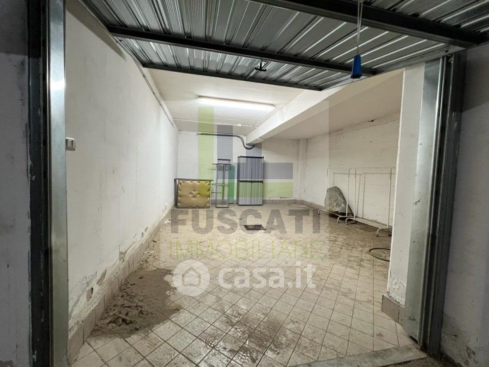 Garage/Posto auto in Affitto in Via crispi a Mugnano di Napoli