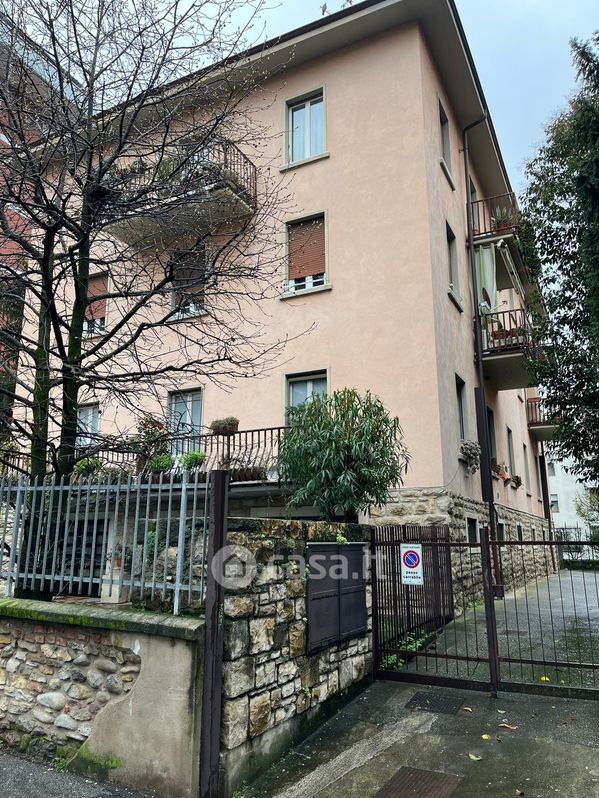 Appartamento in Vendita in Via IV Novembre 17 a Bergamo