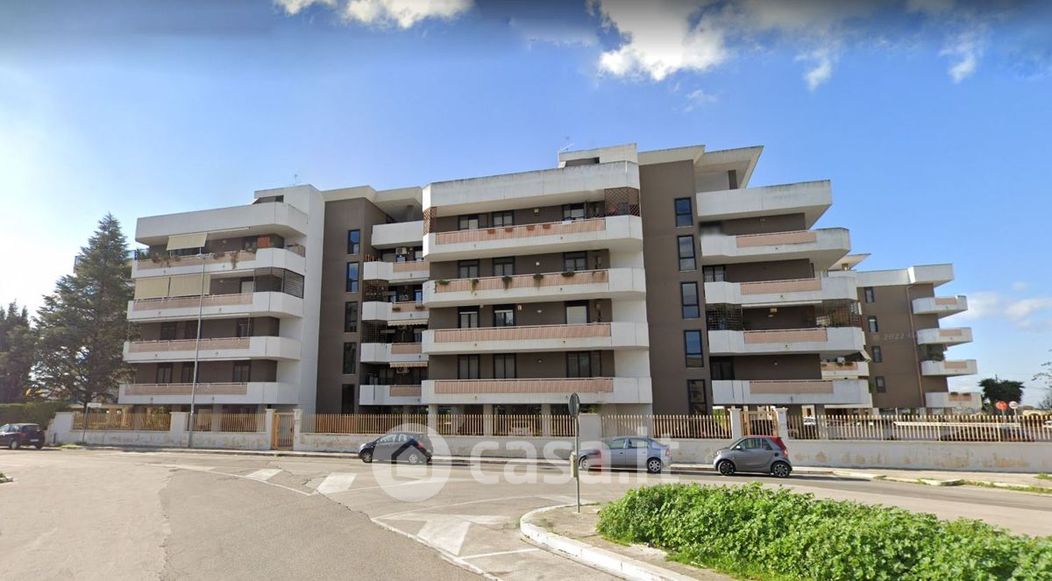 Appartamento in Vendita in Via Rosario Livatino a Bari