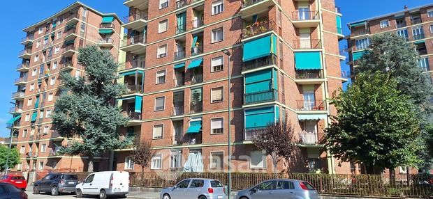 Appartamento in Vendita in Via P. Guala 5 a Torino