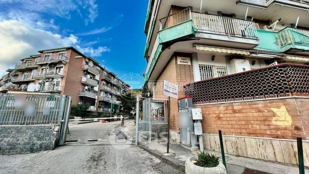 Appartamento in Vendita in Via Marcello Candia 10 a Napoli