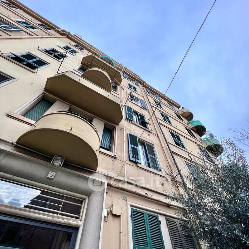 Appartamento in Vendita in Via COL DI LANA a Genova
