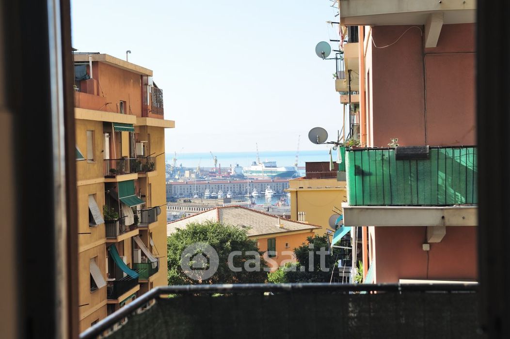 Appartamento in Vendita in Via del Lagaccio a Genova