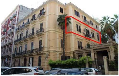 Appartamento in Vendita in Via Regina Elena 24 a Taranto