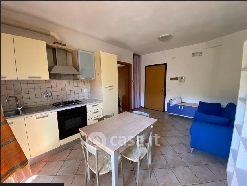 Appartamento in Affitto in Strada Trasimeno Ovest 165 a Perugia