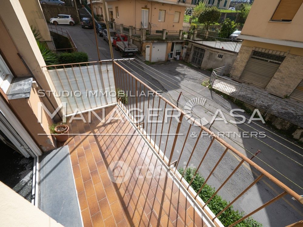 Appartamento in Vendita in Via Luigi Canepa 34 a Genova