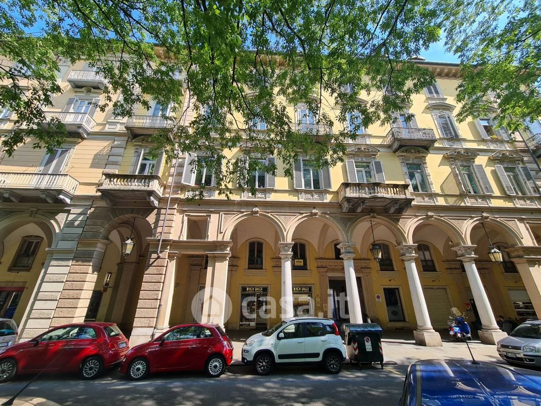 Appartamento in Vendita in Corso Vinzaglio 15 a Torino