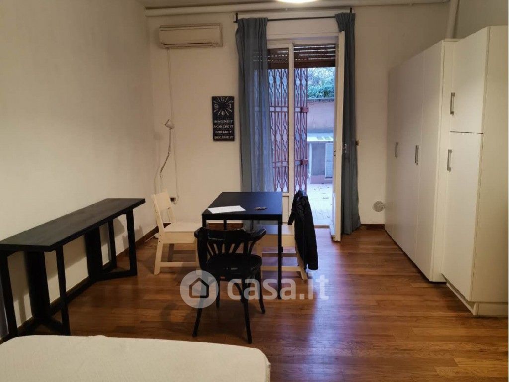 Appartamento in Vendita in Via Mascarella 87 a Bologna
