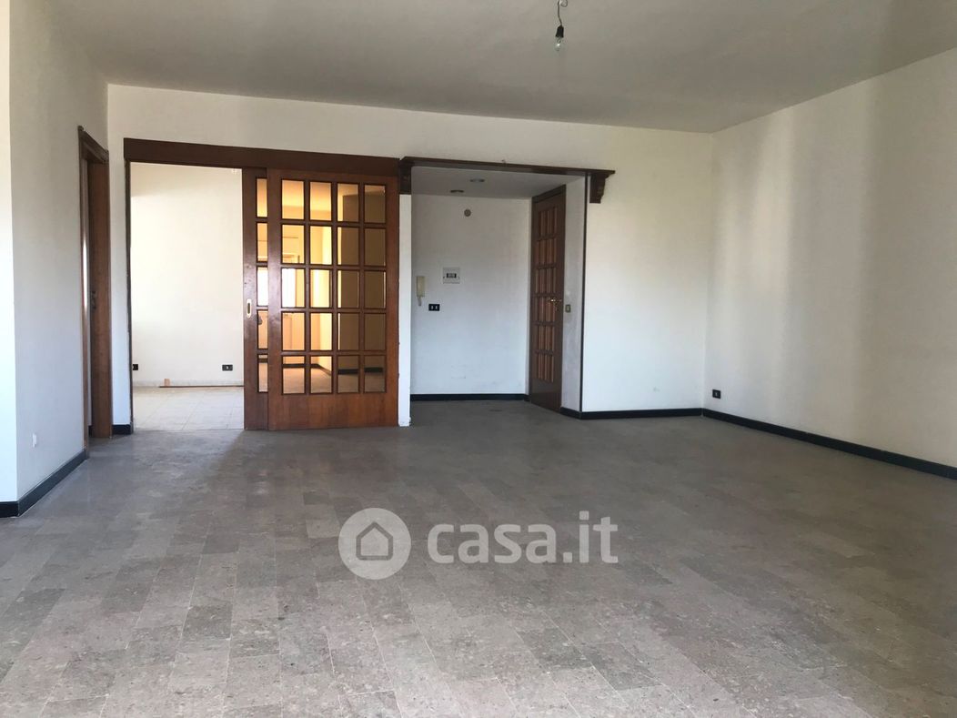 Appartamento in Vendita in Via maria ausiliatrice a Reggio Calabria