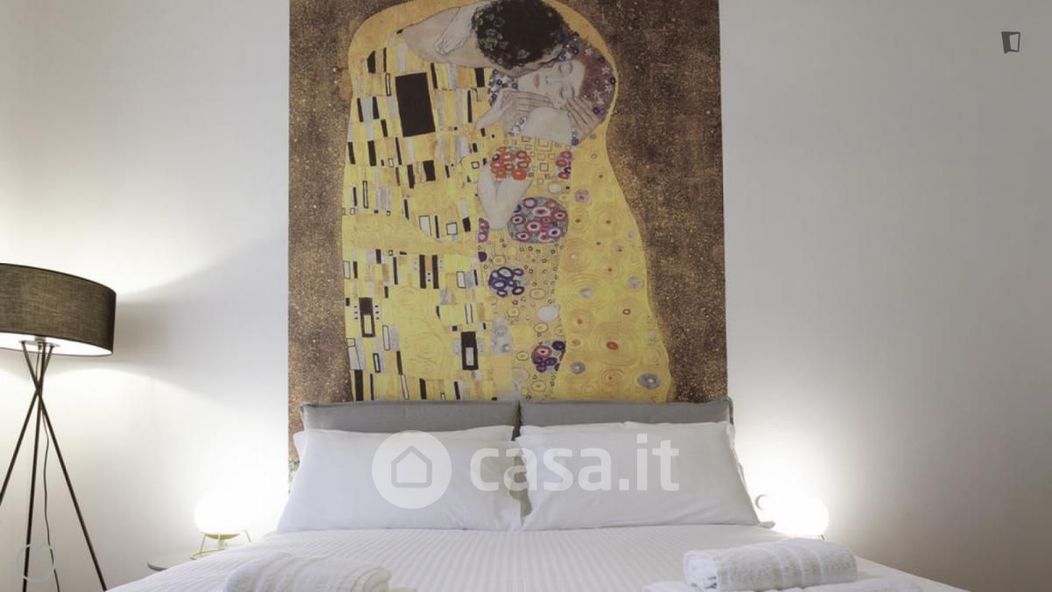 Appartamento in Affitto in Via Piero della Francesca a Milano