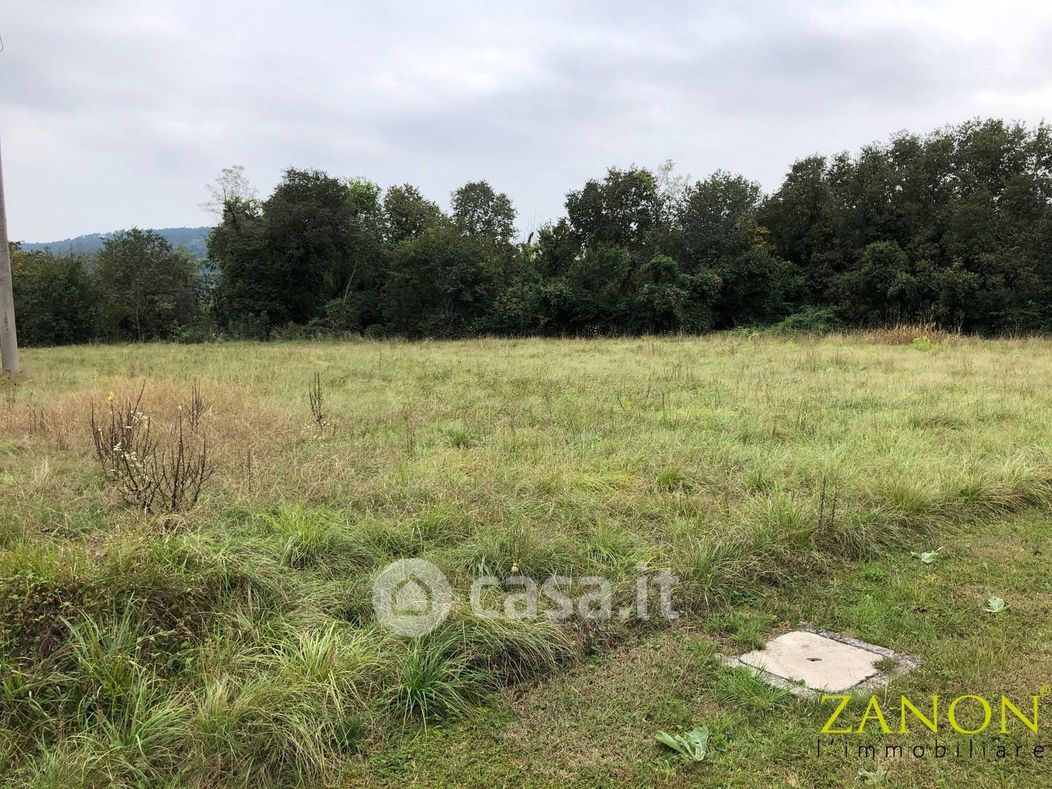 Terreno edificabile in Vendita in Via Srecko Kosovel 36 a Savogna d'Isonzo