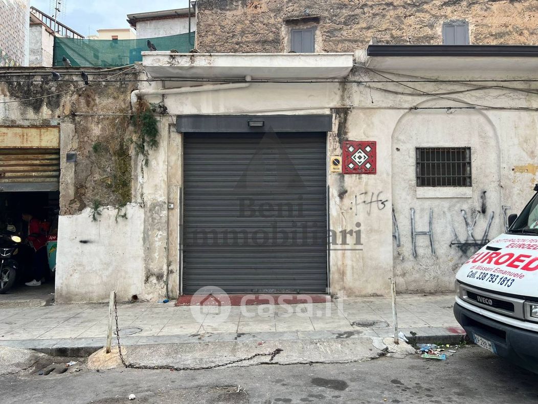Negozio/Locale commerciale in Vendita in Via Francesco Salomone 6 a Palermo