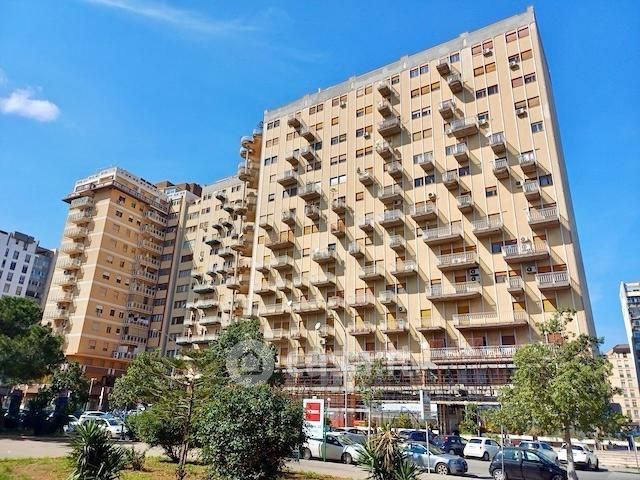 Appartamento in Vendita in Via Giovanni Campolo a Palermo