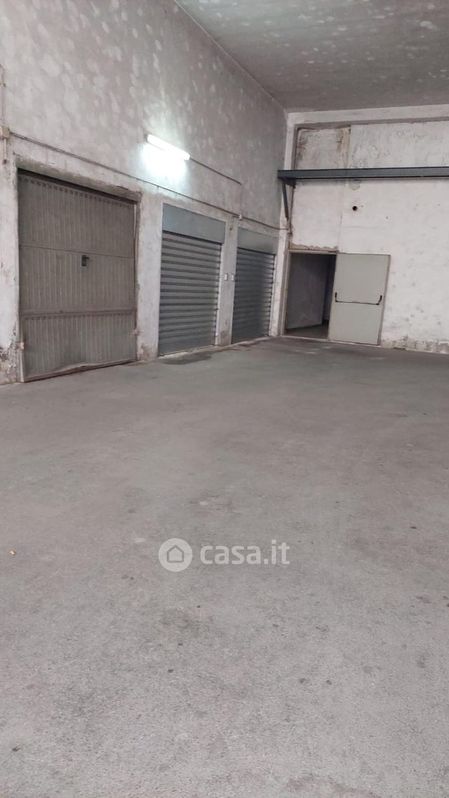 Garage/Posto auto in Vendita in Via Antonio De Curtis a Marano di Napoli