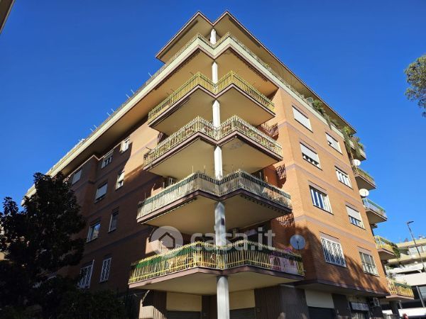 Appartamento in Affitto in Via Emilio Lami a Roma