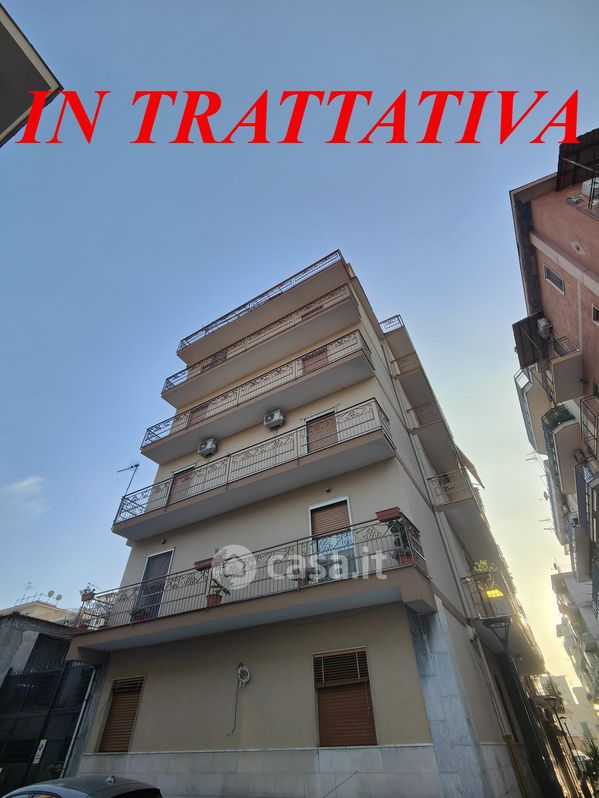 Appartamento in Vendita in Traversa II Via Villa Bisignano 27 a Napoli