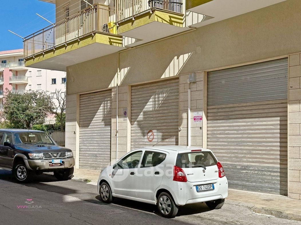 Garage/Posto auto in Vendita in Via Pietro Nenni 14 a Putignano