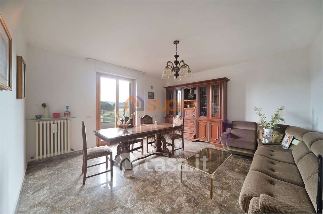 Appartamento in Vendita in Via del Pino a Perugia