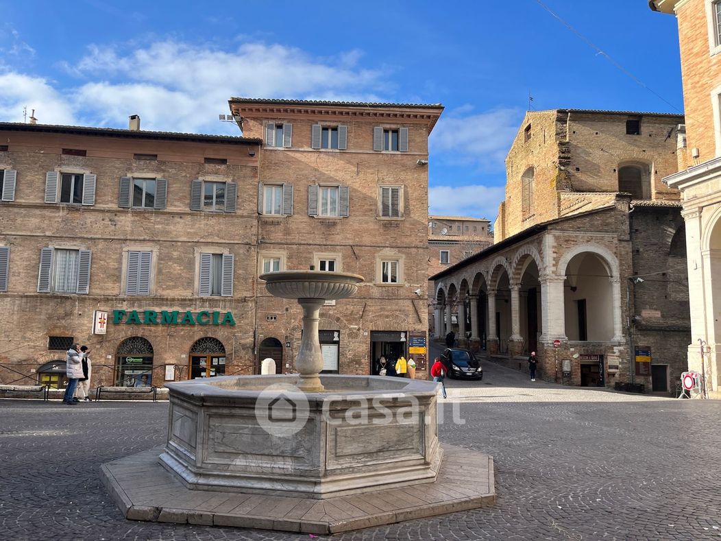Attico/Mansarda in Vendita in Piazza della Repubblica a Urbino