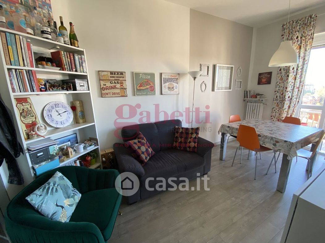 Appartamento in Vendita in Corso Sebastopoli 210 a Torino