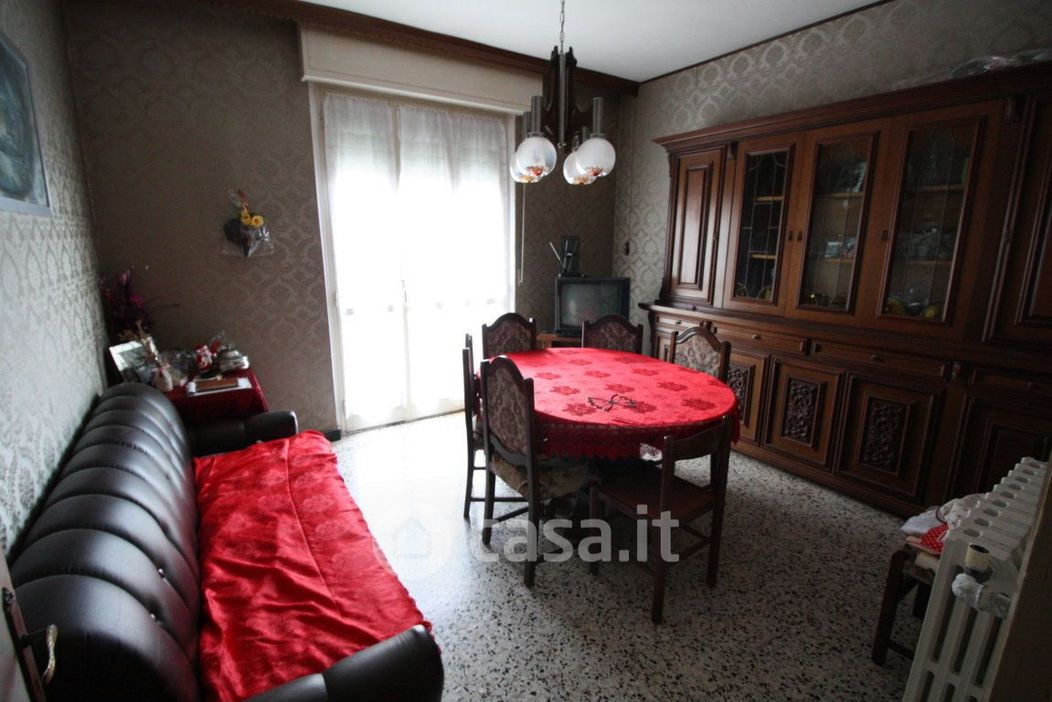 Appartamento in Vendita in Viale Treviri 25 a Ascoli Piceno