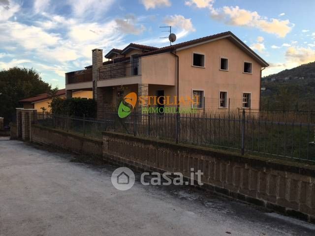 Casa Bi/Trifamiliare in Vendita in Via San Giovanni dei Gelsi a Campobasso